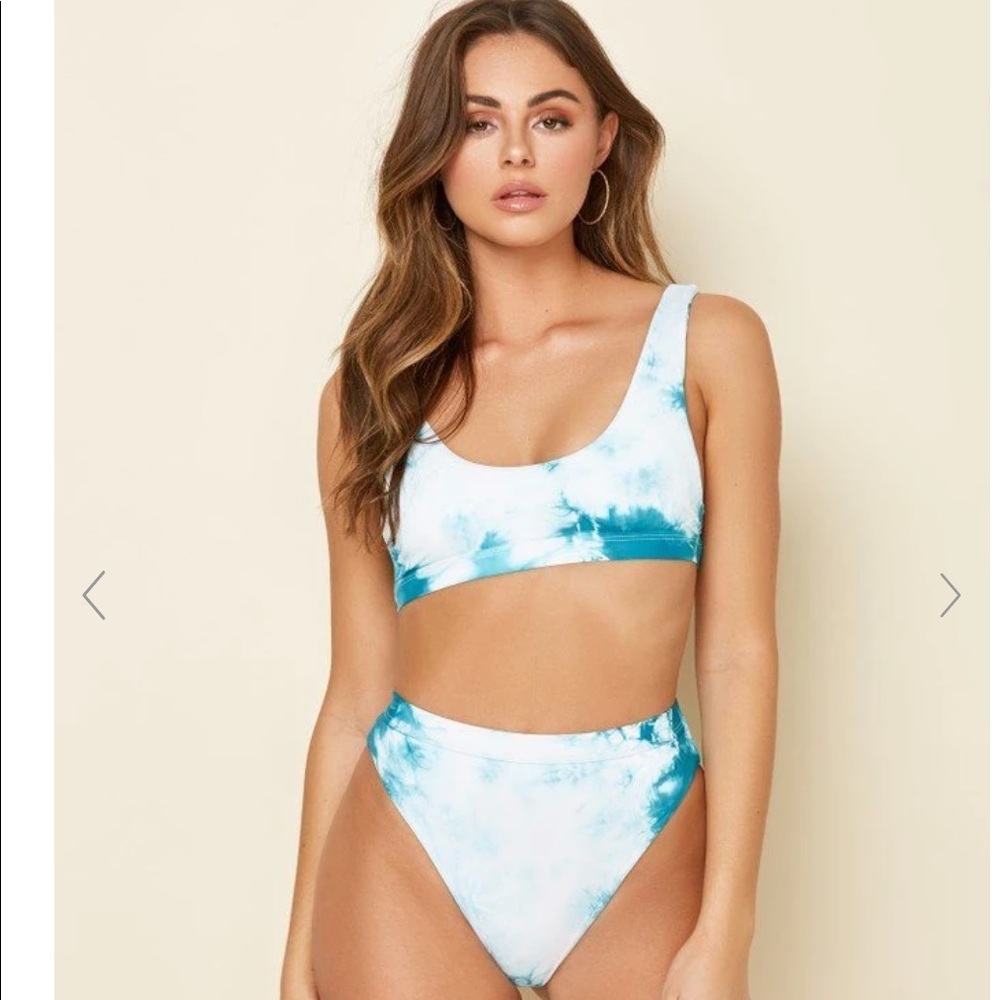 Dippin’ Daisy Festival Swim Top